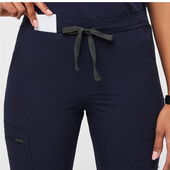 FIGS Yola scrub pants - Navy Blue -XS - Picture 2 of 11